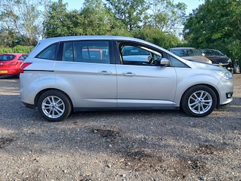 Used Ford Grand C-Max 2016 for sale - 78976629: Photo