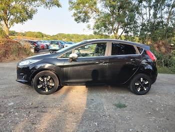 Used Ford Fiesta 2016 for sale - 79531866: Photo