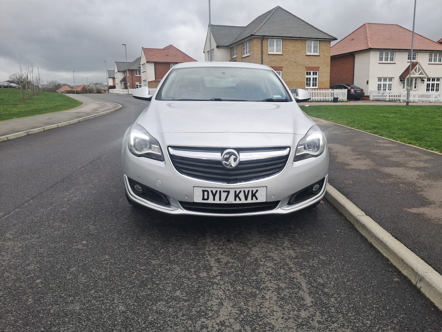Used Vauxhall Insignia 2017 for sale - 78018656: Photo 2