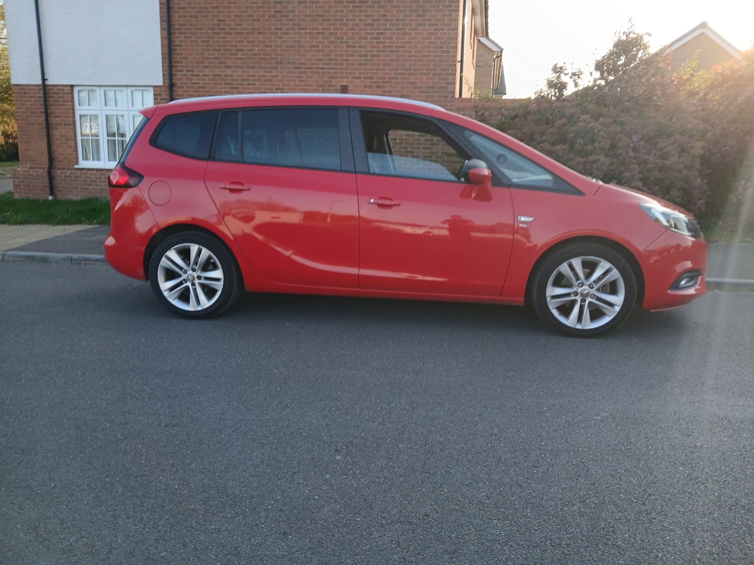 Used Vauxhall Zafira 2016 for sale - 78155599: Photo 4