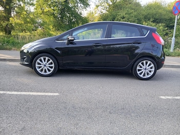 Used Ford Fiesta 2016 for sale - 78852485: Photo