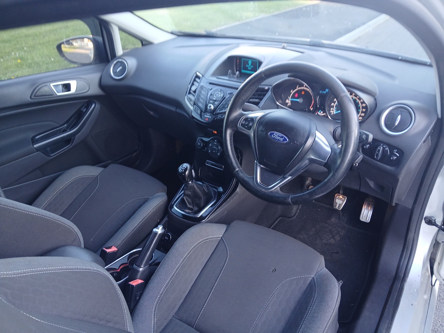 Used Ford Fiesta 2015 for sale - 78112373: Photo 11