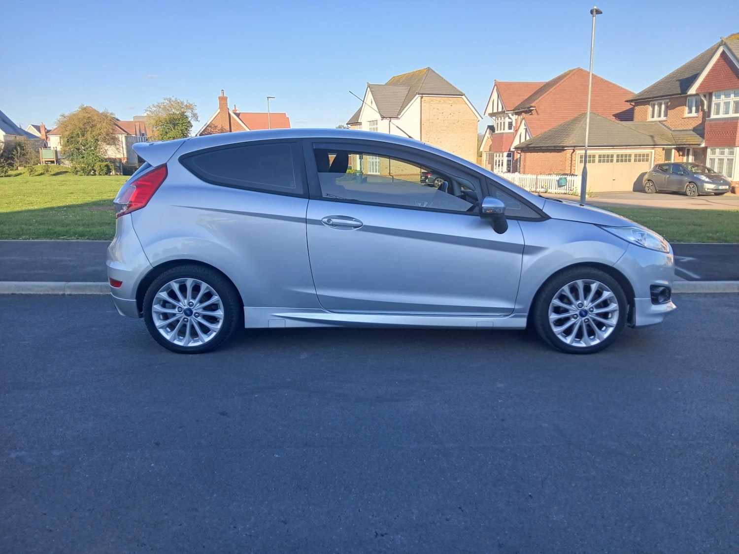 Used Ford Fiesta 2015 for sale - 78112373: Photo 3
