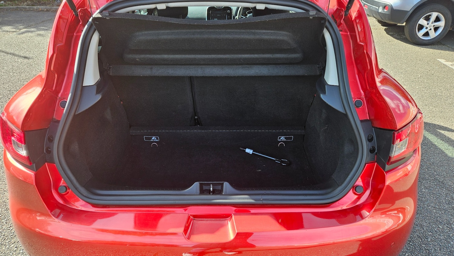 Used Renault Clio 2013 for sale - 76265000: Photo 11