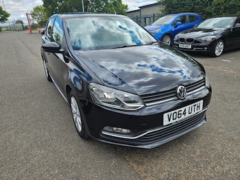 Used Volkswagen Polo 2014 for sale - 79345112: Photo