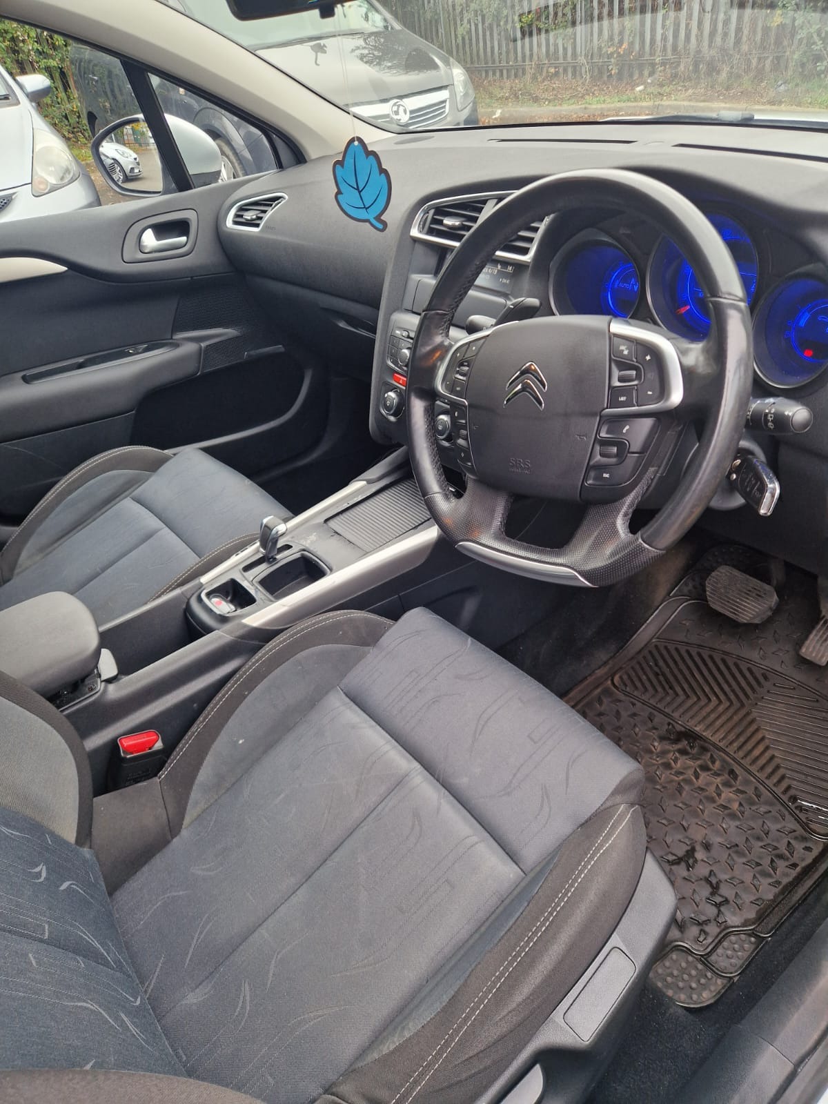 Used Citroen C4 2011 for sale - 76319800: Photo 5