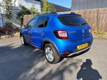 Used Dacia Sandero Stepway 2014 for sale - 79812309: Photo