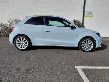 Used Audi A1 2011 for sale - 77667958: Photo