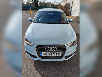 Used Audi A1 2011 for sale - 77667958: Photo