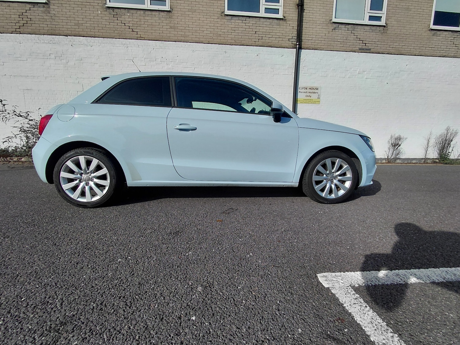 Used Audi A1 2011 for sale - 77667958: Photo 6