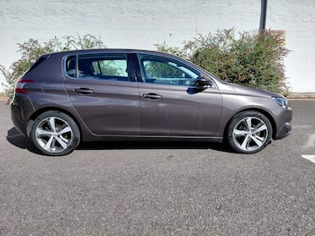 Used Peugeot 308 2015 for sale - 79662817: Photo
