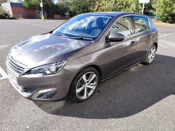 Used Peugeot 308 2015 for sale - 79662817: Photo