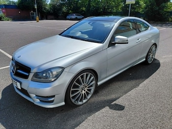 Used Mercedes-Benz C Class 2014 for sale - 78723277: Photo