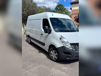 Used Renault Master 2018 for sale - 79335805: Photo