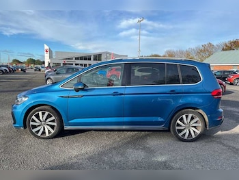 Used Volkswagen Touran 2020 for sale - 76443371: Photo