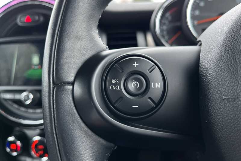 Used MINI Hatch 2018 for sale - 77887928: Photo 21