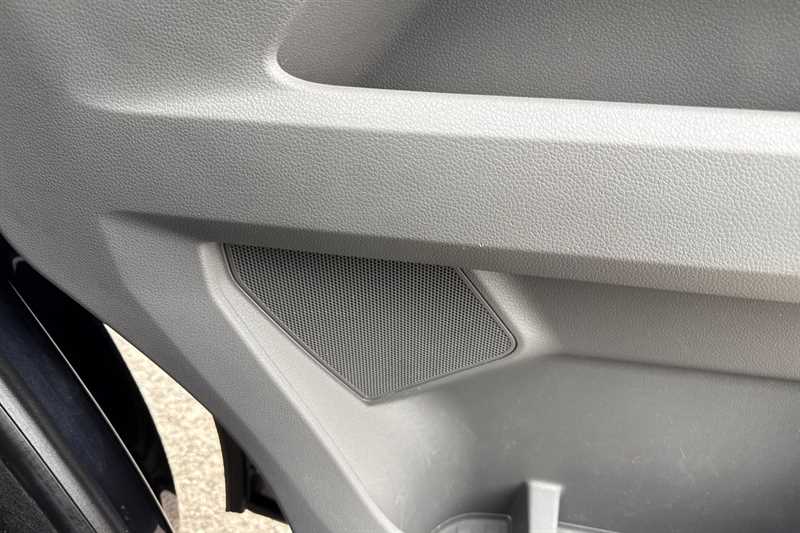 Used Volkswagen Transporter Shuttle 2020 for sale - 78138986: Photo 27