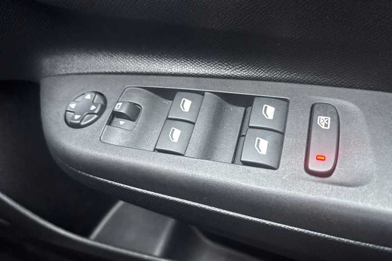 Used Vauxhall Corsa 2022 for sale - 77944373: Photo 16