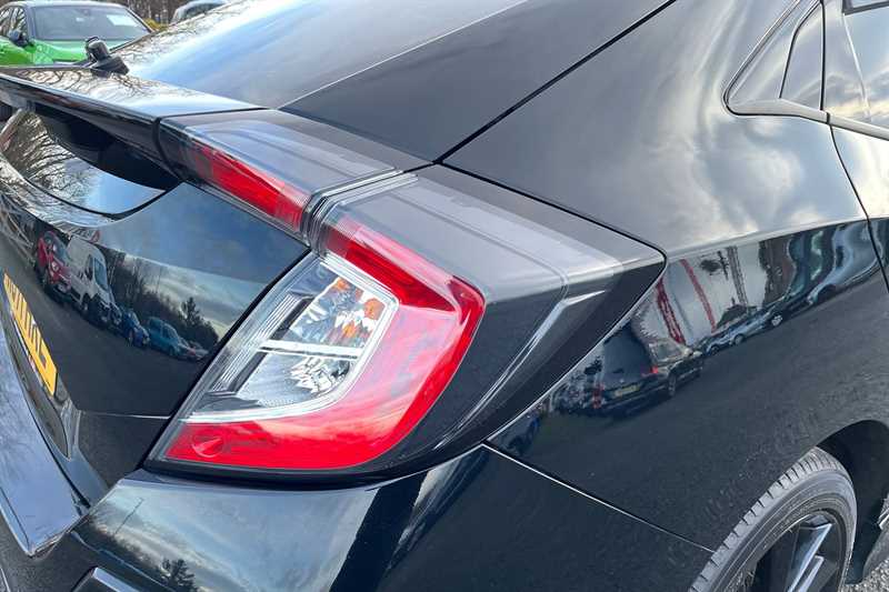 Used Honda Civic 2021 for sale - 76929710: Photo 32