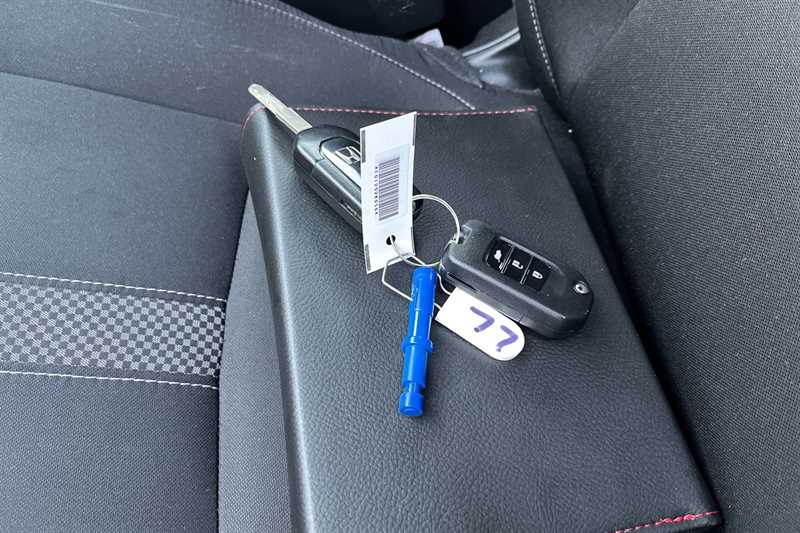 Used Honda Civic 2021 for sale - 76929710: Photo 36