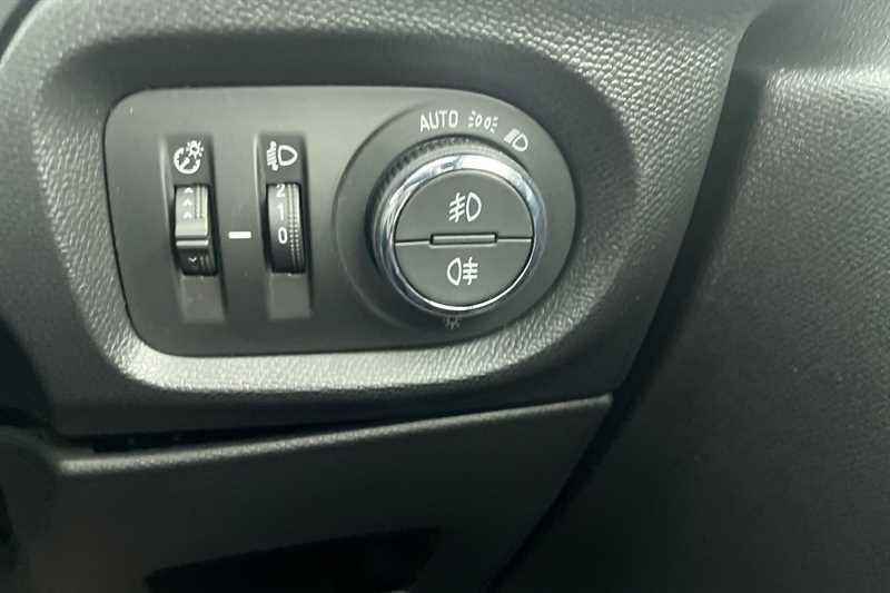 Used Vauxhall Corsa 2020 for sale - 76733749: Photo 39