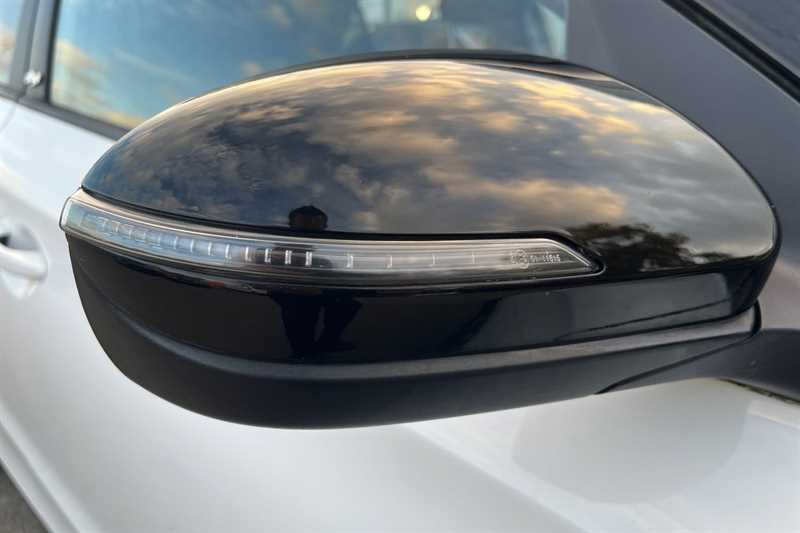 Used Hyundai i20 2019 for sale - 76448236: Photo 34