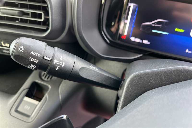 Used Vauxhall Combo Life 2024 for sale - 76774851: Photo 26