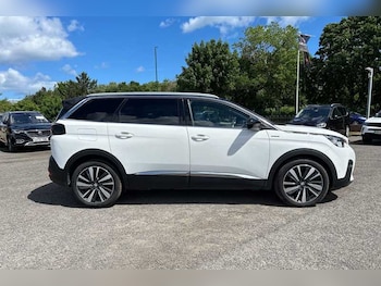 Used Peugeot 5008 2020 for sale - 78811560: Photo
