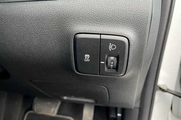 Used Hyundai i10 2024 for sale - 75648836: Photo 38