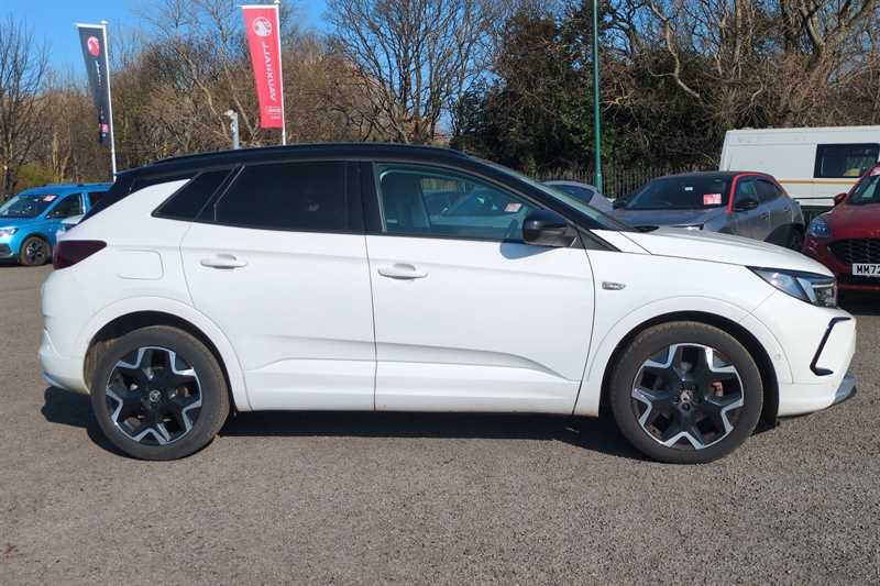 Used Vauxhall Grandland 2023 for sale - 78076095: Photo 2