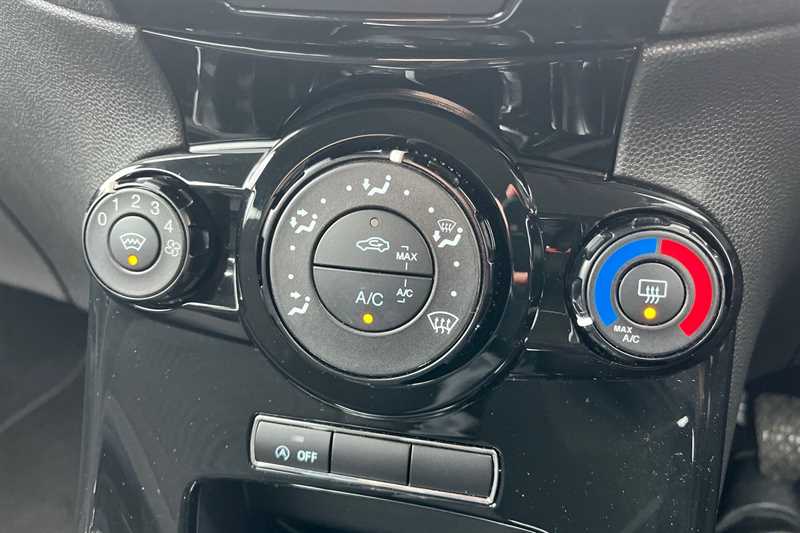 Used Ford Fiesta 2017 for sale - 76524494: Photo 15