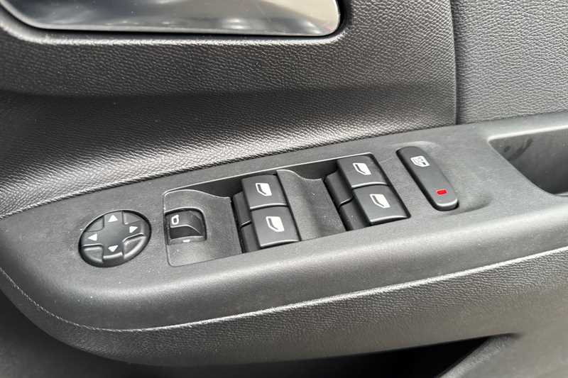 Used Vauxhall Corsa 2024 for sale - 77773595: Photo 16