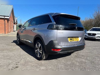 Used Peugeot 5008 2021 for sale - 78137800: Photo