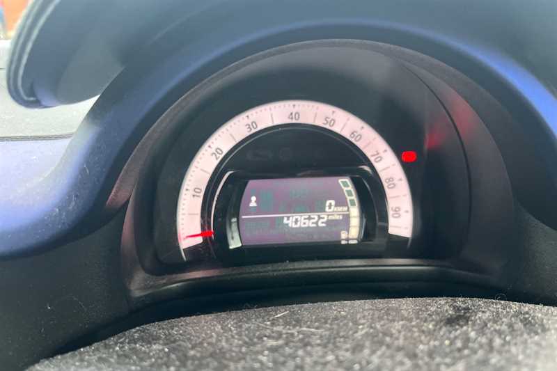 Used Renault Twingo 2016 for sale - 76967068: Photo 5