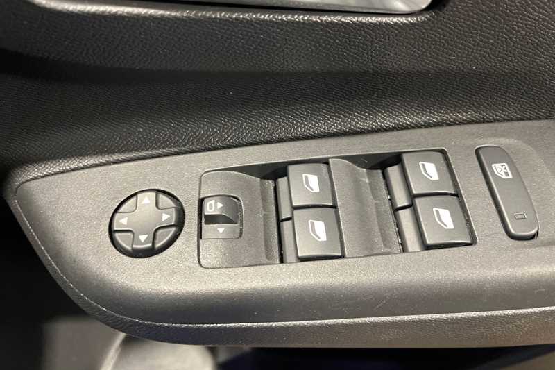 Used Vauxhall Corsa 2022 for sale - 76956360: Photo 16