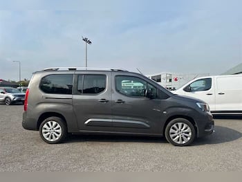 Used Vauxhall Combo Life 2021 for sale - 79744647: Photo