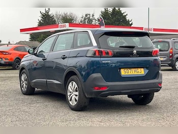 Used Peugeot 5008 2021 for sale - 77900079: Photo