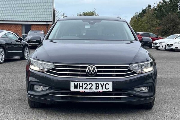 Used Volkswagen Passat 2022 for sale - 76096733: Photo 2
