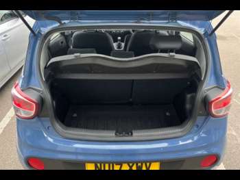 Used Hyundai i10 2017 for sale - 74896376: Photo