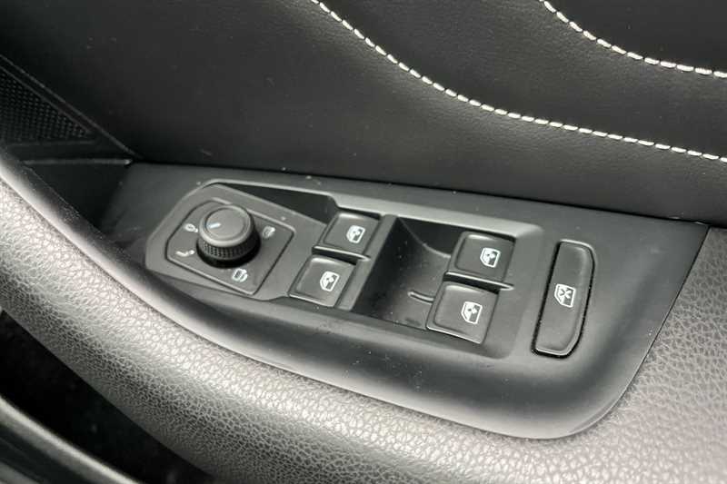 Used Volkswagen Passat 2022 for sale - 77362442: Photo 16