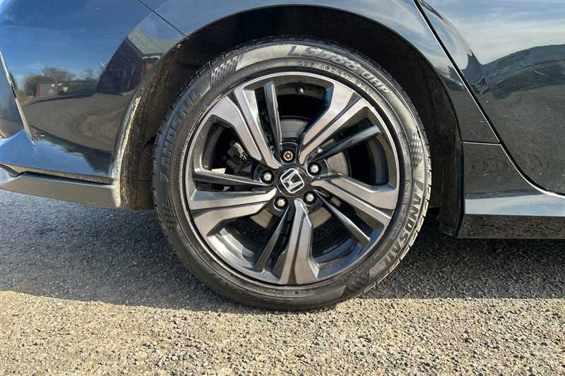 Used Honda Civic 2017 for sale - 78216654: Photo 11