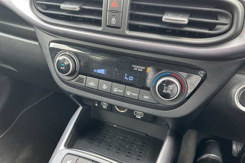 Used Hyundai i10 2024 for sale - 76462699: Photo 15