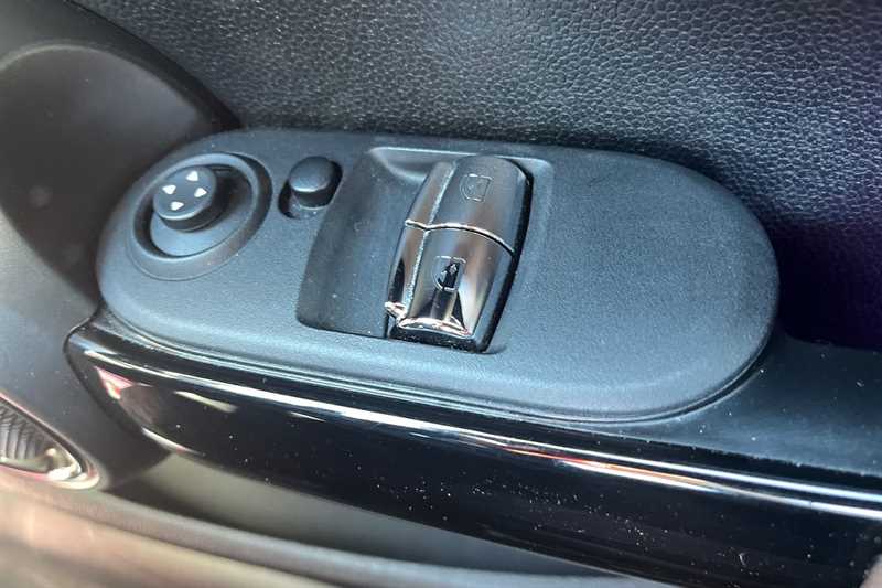 Used MINI Hatch 2017 for sale - 78207617: Photo 16