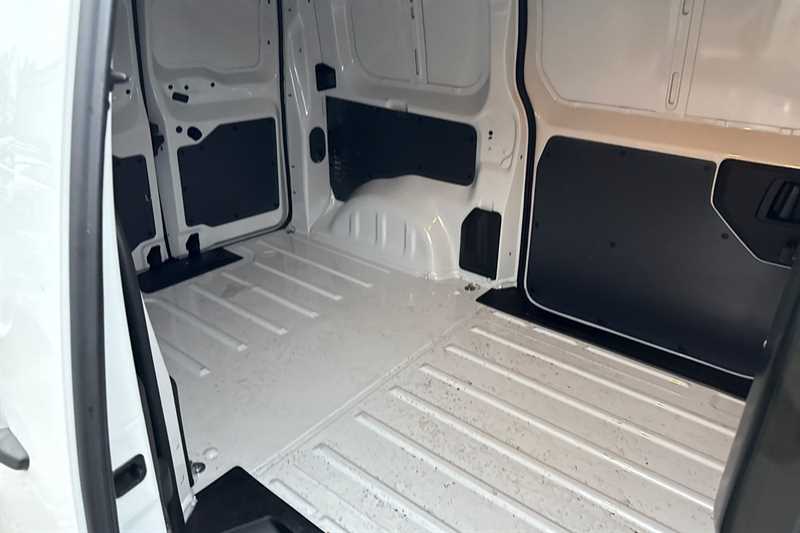 Used Vauxhall Vivaro 2023 for sale - 77322059: Photo 2