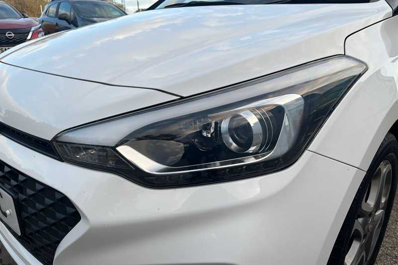 Used Hyundai i20 2019 for sale - 76443233: Photo 29
