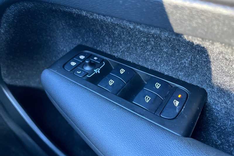 Used Volvo XC40 2020 for sale - 77416499: Photo 16