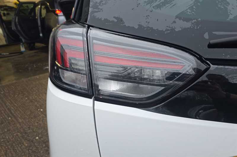 Used Vauxhall Crossland 2022 for sale - 77828131: Photo 31