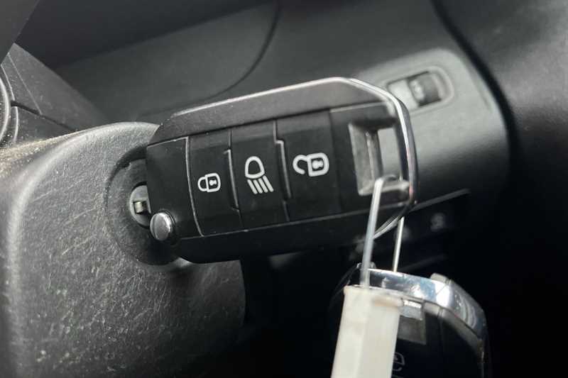 Used Peugeot Rifter 2019 for sale - 77741894: Photo 36