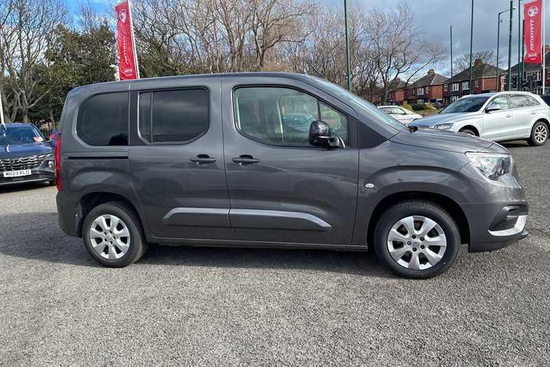 Used Vauxhall Combo Life 2022 for sale - 78076610: Photo 2