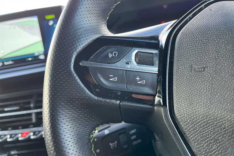 Used Peugeot 2008 2022 for sale - 77899735: Photo 21